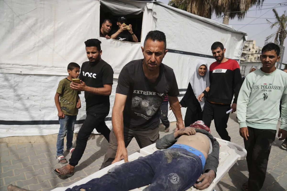 نحو 100 قتيل في ضربات إسرائيلية مكثفة على قطاع غزة020 نحو 100 قتيل في ضربات إسرائيلية مكثفة على قطاع غزة