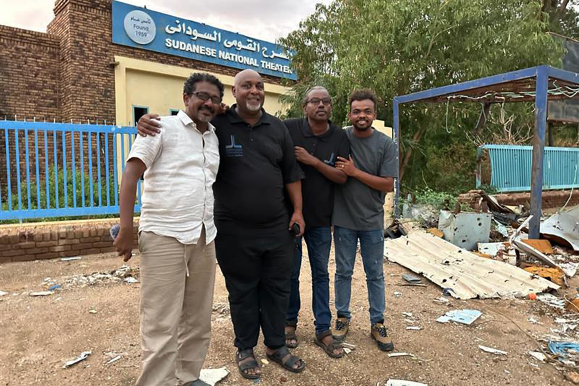 العبث واللامعقول في حرب السودان.. المسرح يمرض لكنه لا يموت020 العبث واللامعقول في حرب السودان.. المسرح يمرض لكنه لا يموت