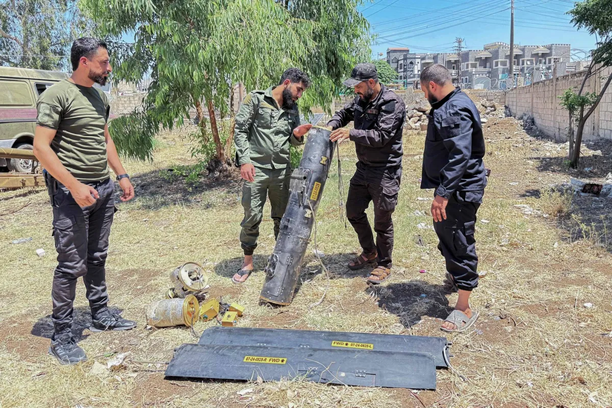 سوريا على مسافة عداء واحدة من خصمين متحاربين020 سوريا على مسافة عداء واحدة من خصمين متحاربين