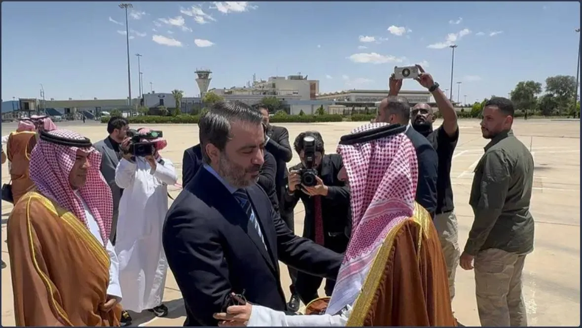 وزير الخارجية السعودي يصل إلى دمشق يرافقه وفد اقتصادي020 وزير الخارجية السعودي يصل إلى دمشق يرافقه وفد اقتصادي