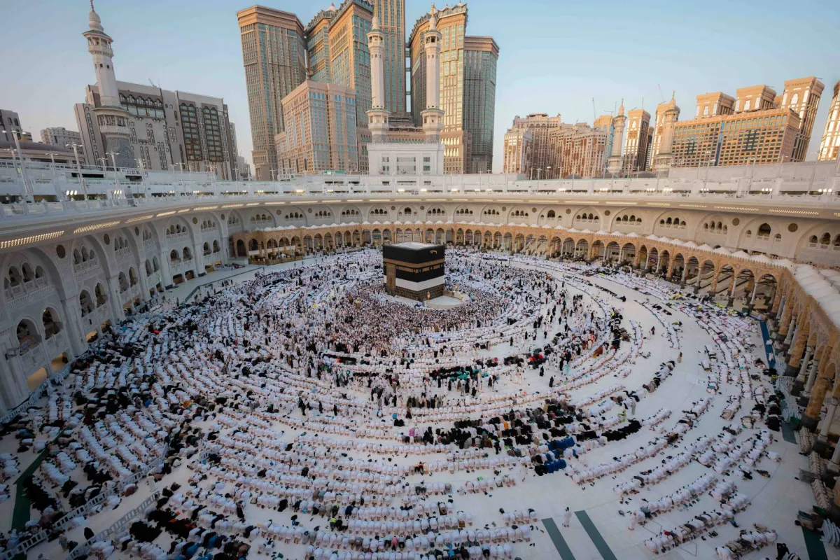 الحجاج يستقرون في منى بعد نجاح التصعيد020 الحجاج يستقرون في منى بعد نجاح التصعيد