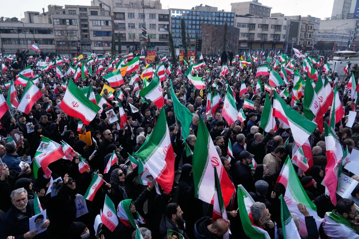 السلطات الإيرانية تدعو لمظاهرات حاشدة في مواجهة مخططات الأعداء