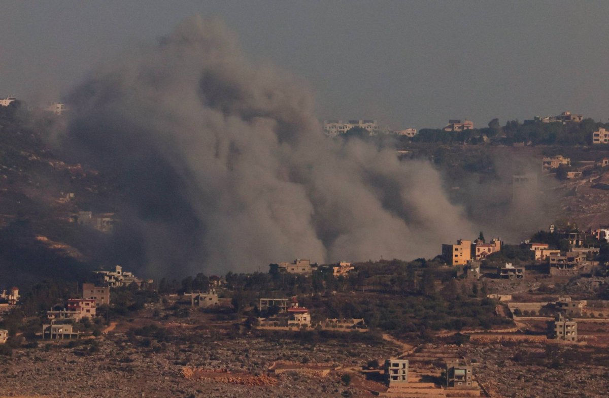 الجيش الإسرائيلي يفجر منازل في عديسة الحدودية جنوب لبنان