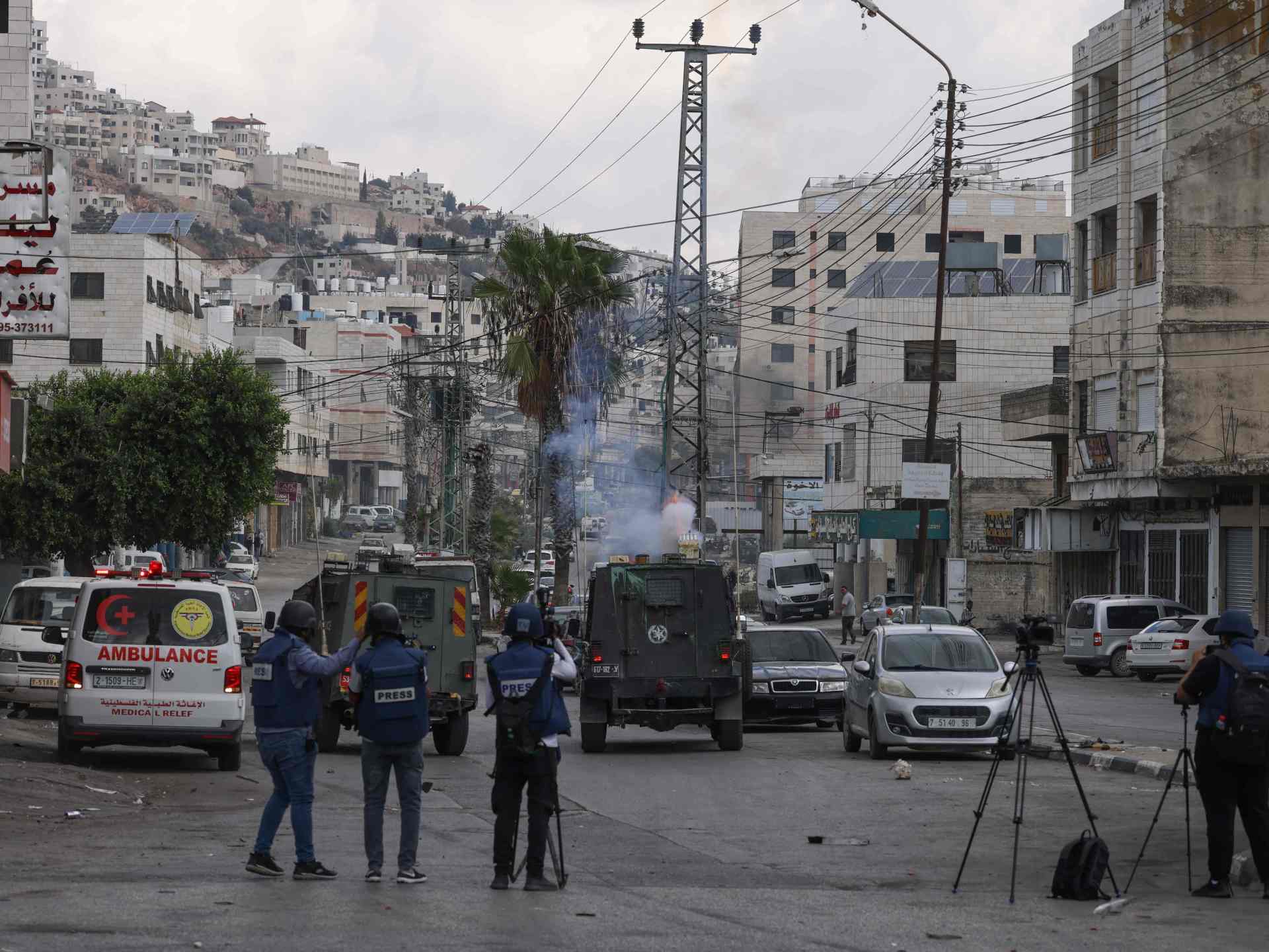 شهيدان وعشرات المعتقلين في اعتداءات قوات الاحتلال بالضفة