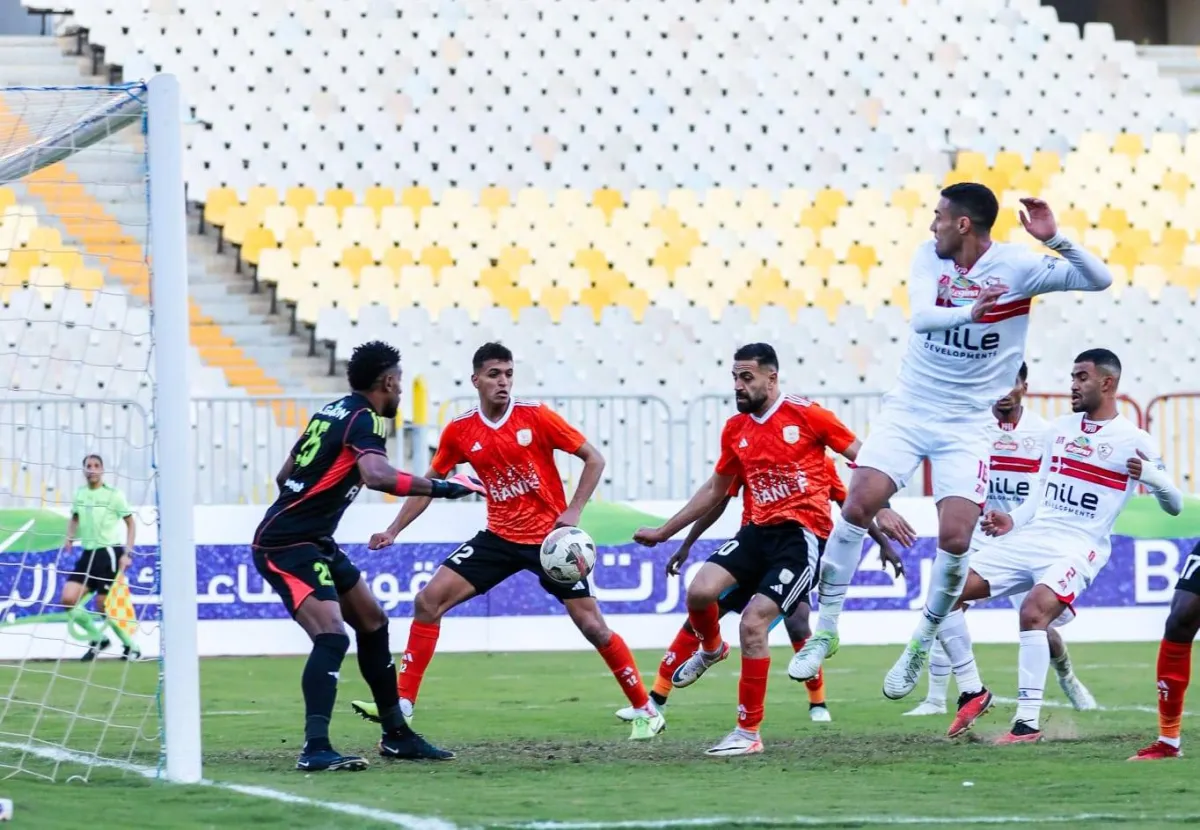 الدوري المصري: الزمالك يضغط على المقدمة بهدف في فاركو