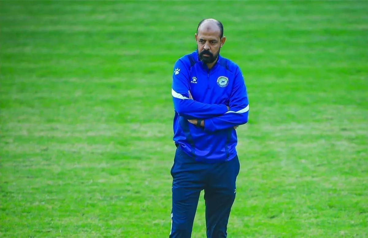 إنهاء العلاقة التعاقدية بين الزوراء والمدرب المصري عماد النحاس