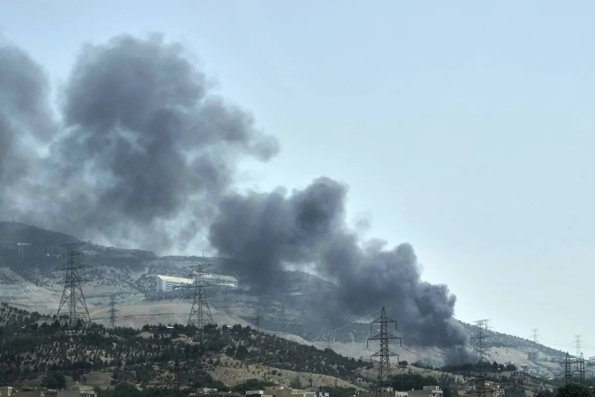 الجيش الإسرائيلي يعلن تدمير شاحنات صواريخ كانت في طريقها إلى طهران020 الجيش الإسرائيلي يعلن تدمير شاحنات صواريخ كانت في طريقها إلى طهران
