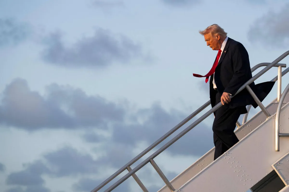 ترمب يقلل من شأن الارتفاع المؤقت في أسعار المشتقات النفطية