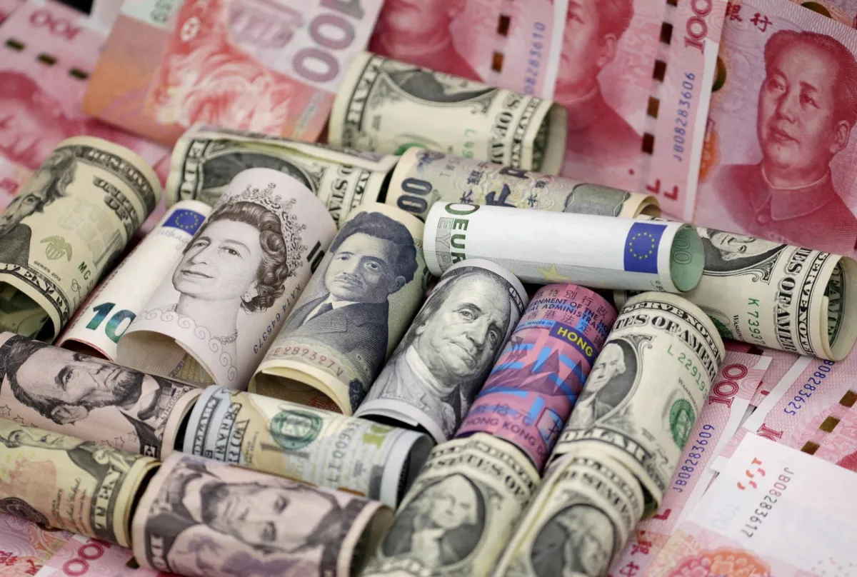 اليوان الصيني عند أعلى مستوى في ستة أشهر020 اليوان الصيني عند أعلى مستوى في ستة أشهر