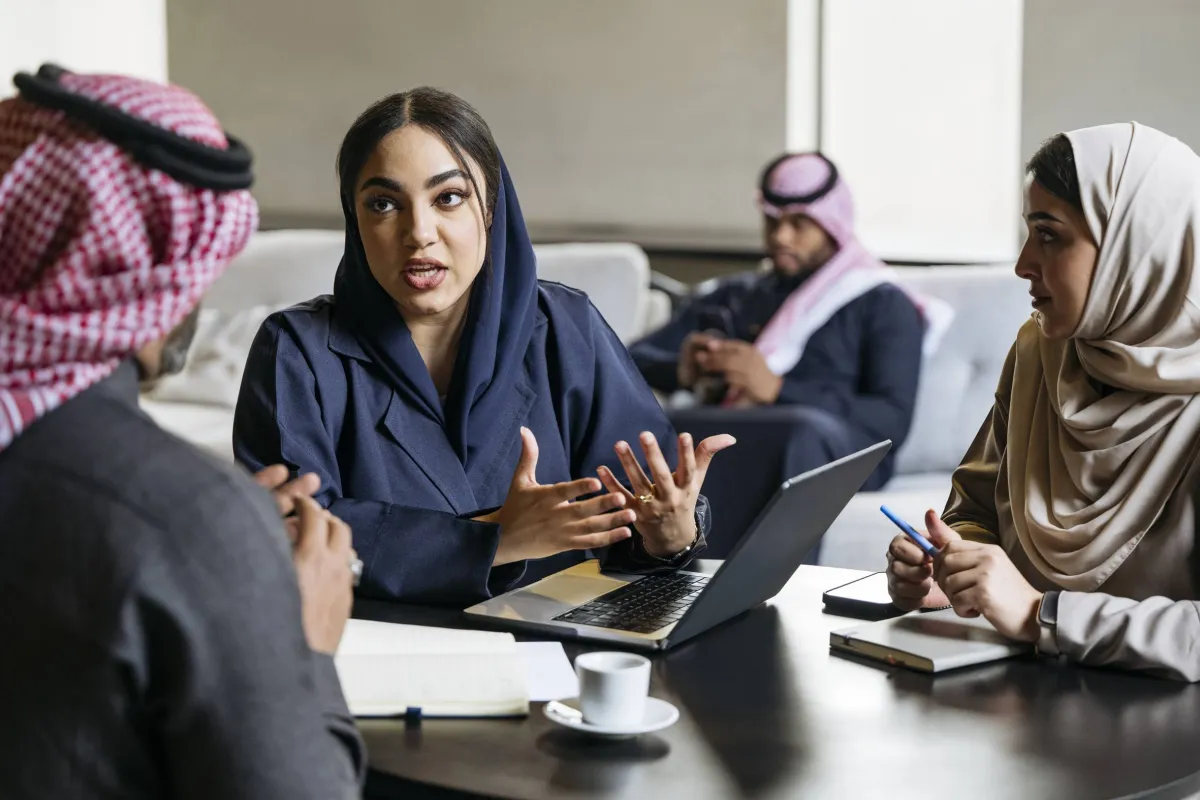 بين القلق والقبول... كيف ومتى يفكر الناس في مشاركة بياناتهم020 بين القلق والقبول... كيف ومتى يفكر الناس في مشاركة بياناتهم