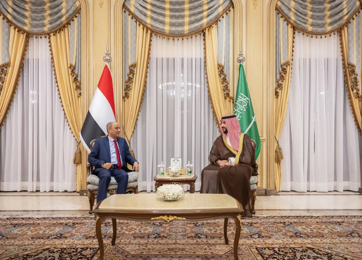 خالد بن سلمان وبن بريك يبحثان مستجدات أوضاع اليمن020 خالد بن سلمان وبن بريك يبحثان مستجدات أوضاع اليمن