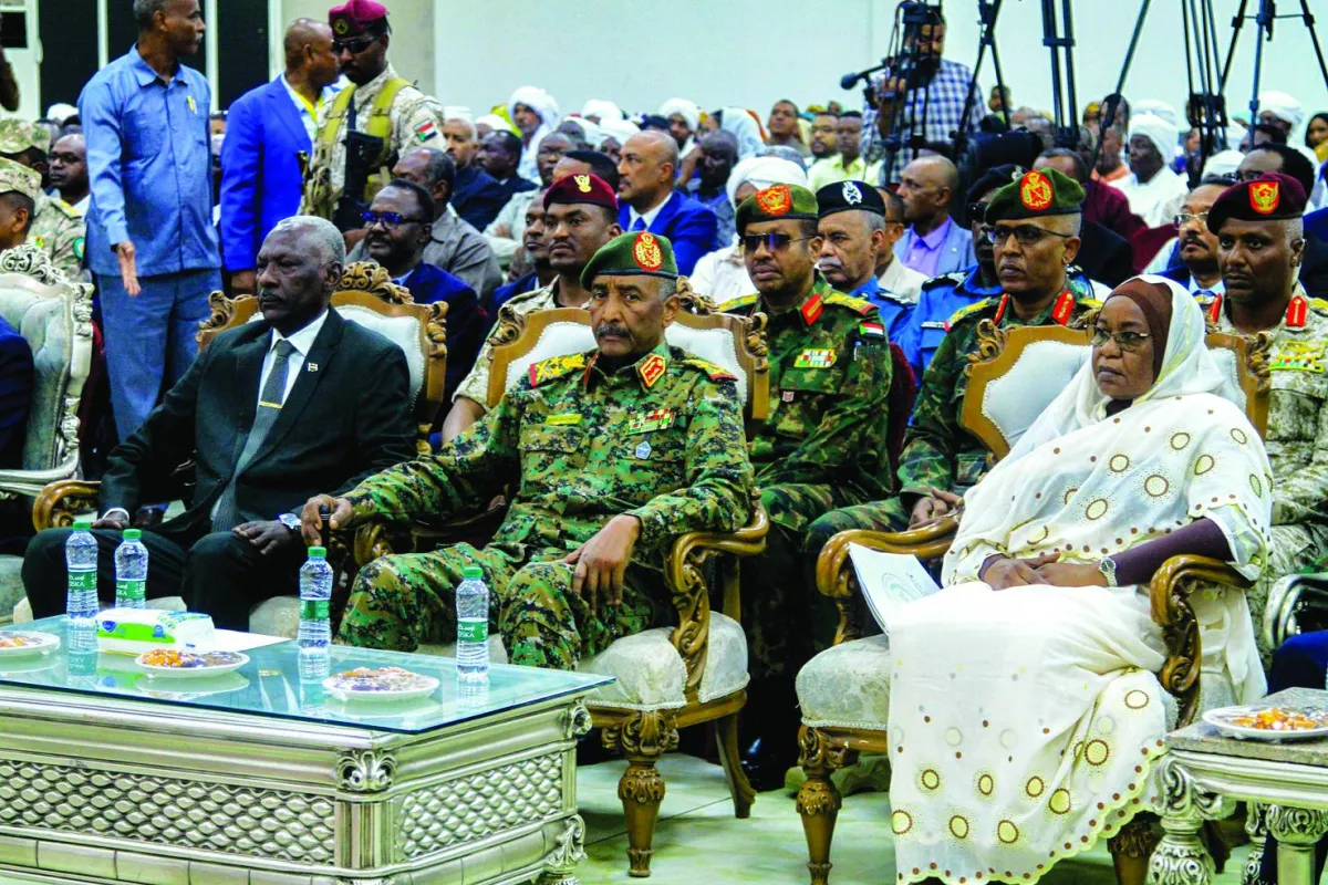 البرهان يعين رئيسا جديدا للحكومة السودانية020 البرهان يعين رئيسا جديدا للحكومة السودانية