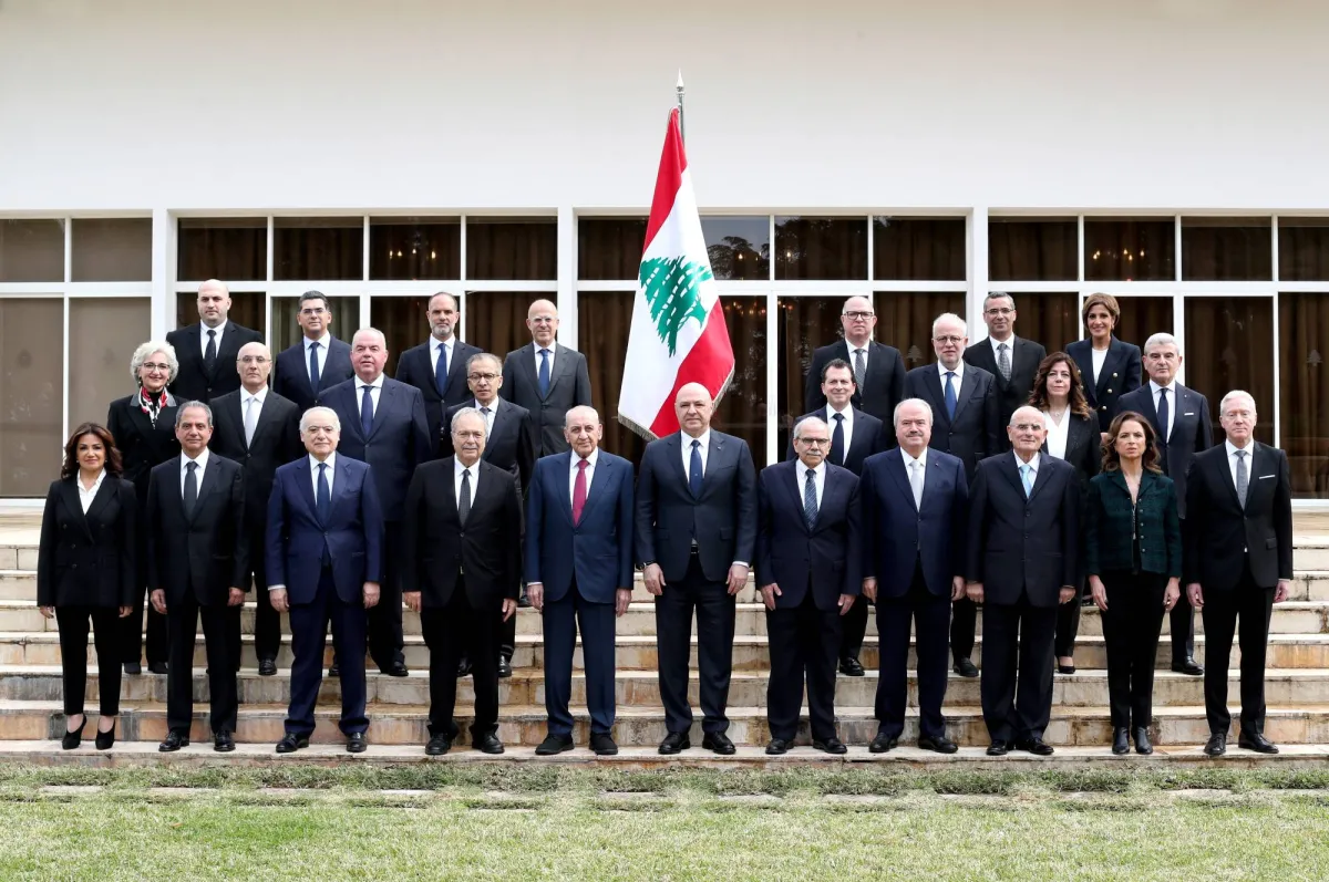 حكومة لبنان: بيان وزاري يسقط ثلاثية حزب الله