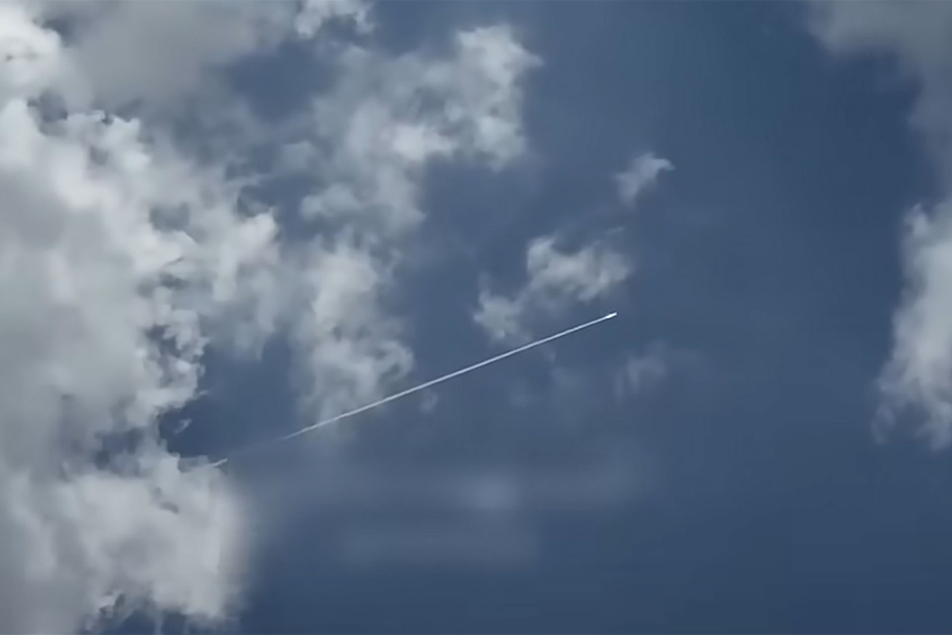 هل الفشل أميركي.. صاروخ يمني يقلب الصورة020 هل الفشل أميركي.. صاروخ يمني يقلب الصورة