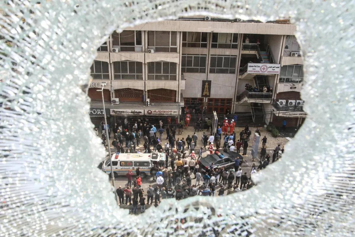 إسرائيل تلاحق حلفاء فلسطينيين ولبنانيين لـحزب الله... على هامش القتال معه