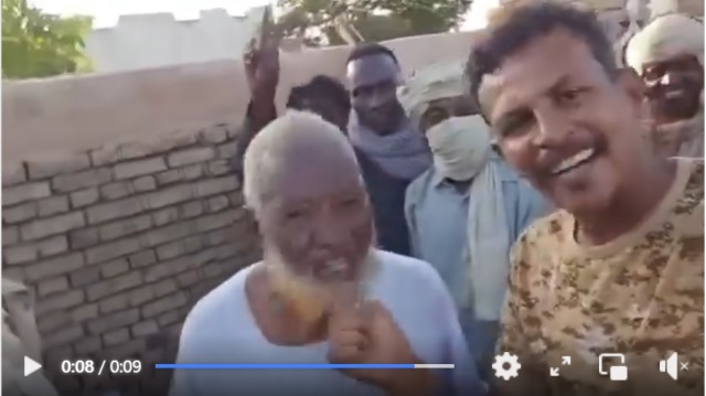 كان قد تعرض للتنكيل على يد فرد الدعم السريع شارون.. وفاة المواطن الطيب الأرباب عطشا في أحد سجون الدعم السريع والجمهور: شهيد إن شاء الله وعند الله تجتمع الخصوم020 كان قد تعرض للتنكيل على يد فرد الدعم السريع شارون.. وفاة المواطن الطيب الأرباب عطشا في أحد سجون الدعم السريع والجمهور: شهيد إن شاء الله وعند الله تجتمع الخصوم