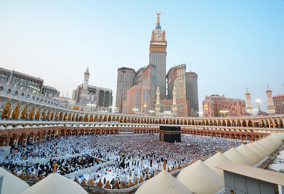 السلطات السعودية تعزز إجراءاتها للحد من الحج دون تصريح: عقوبات رادعة تنتظر المخالفين020 السلطات السعودية تعزز إجراءاتها للحد من الحج دون تصريح: عقوبات رادعة تنتظر المخالفين