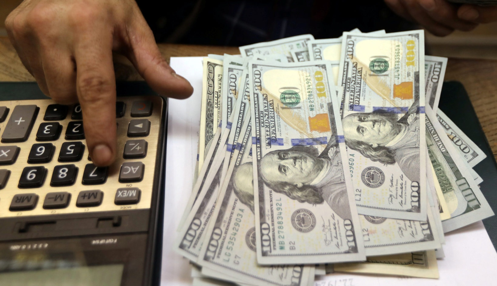 أسعار الصرف السودان.. تداولات اليوم 020 أسعار الصرف السودان.. تداولات اليوم