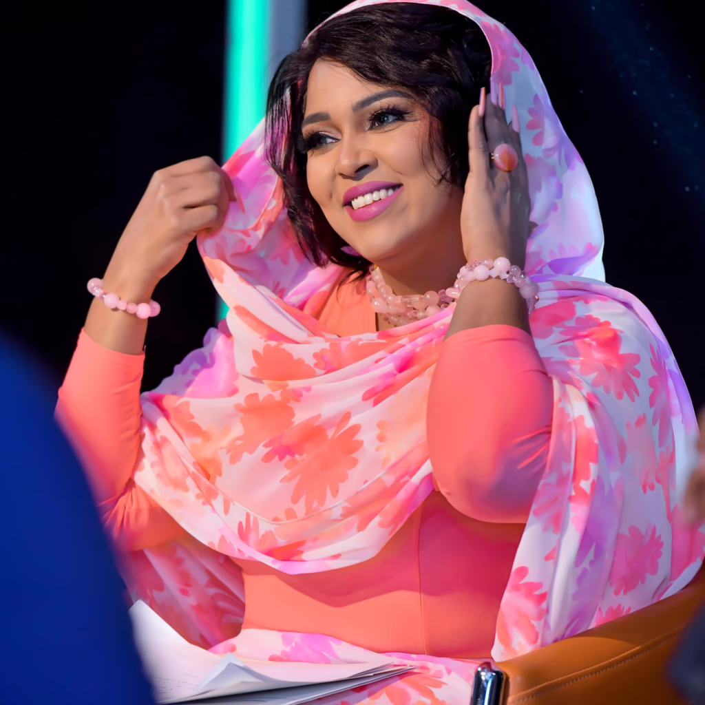 شاهد بالفيديو.. المذيعة الحسناء تريزا شاكر مقدمة برنامج يلا نغني تطلق الزغاريد على الهواء تفاعلا مع أغنية شوف عيني الحبيب بحشمة لابس التوب