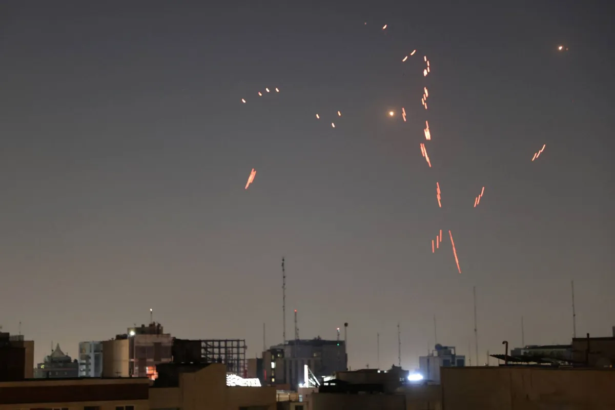 هل تنجح هجمات إسرائيل على إيران في إسقاط النظام020 هل تنجح هجمات إسرائيل على إيران في إسقاط النظام