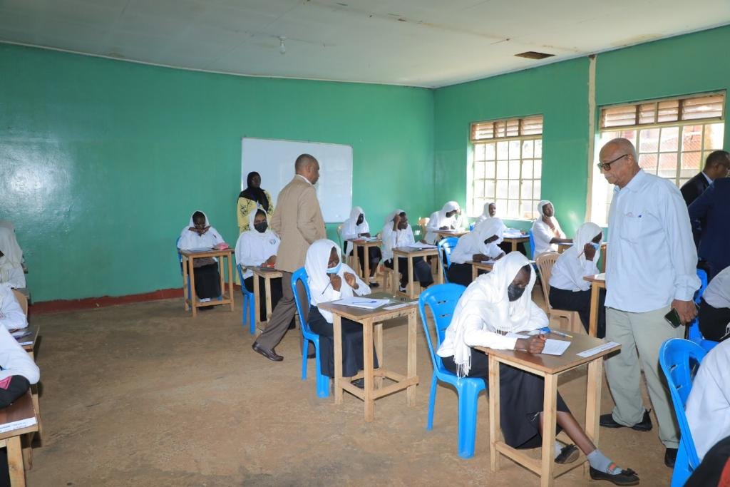 السودان..توضيح مهم لوزير التربية والتعليم بشأن امتحانات الدفعة المؤجلة 2024