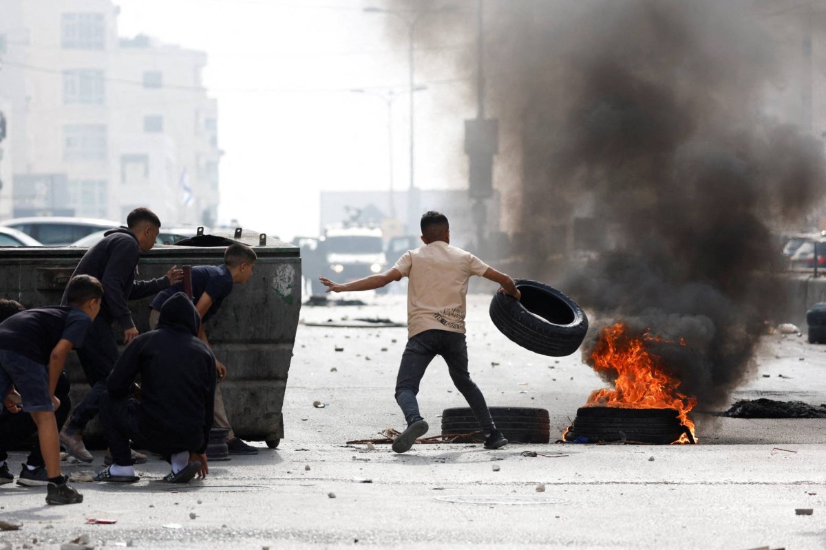 وزارة الصحة: جنود إسرائيليون يقتلون طفلا فلسطينيا خلال مواجهات بالضفة الغربية