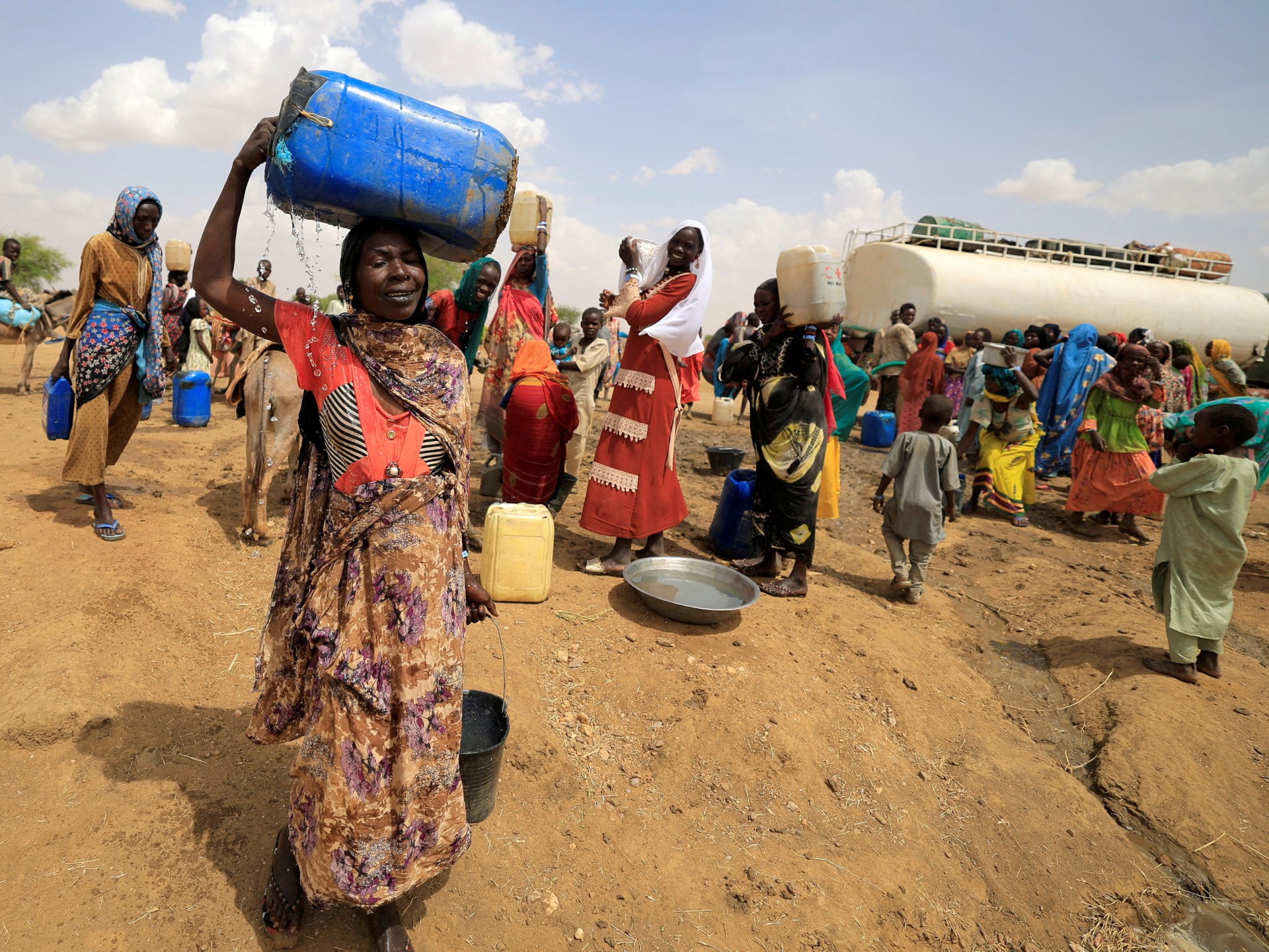 الأمم المتحدة تحذر من موجة نزوح جديدة من السودان لتشاد