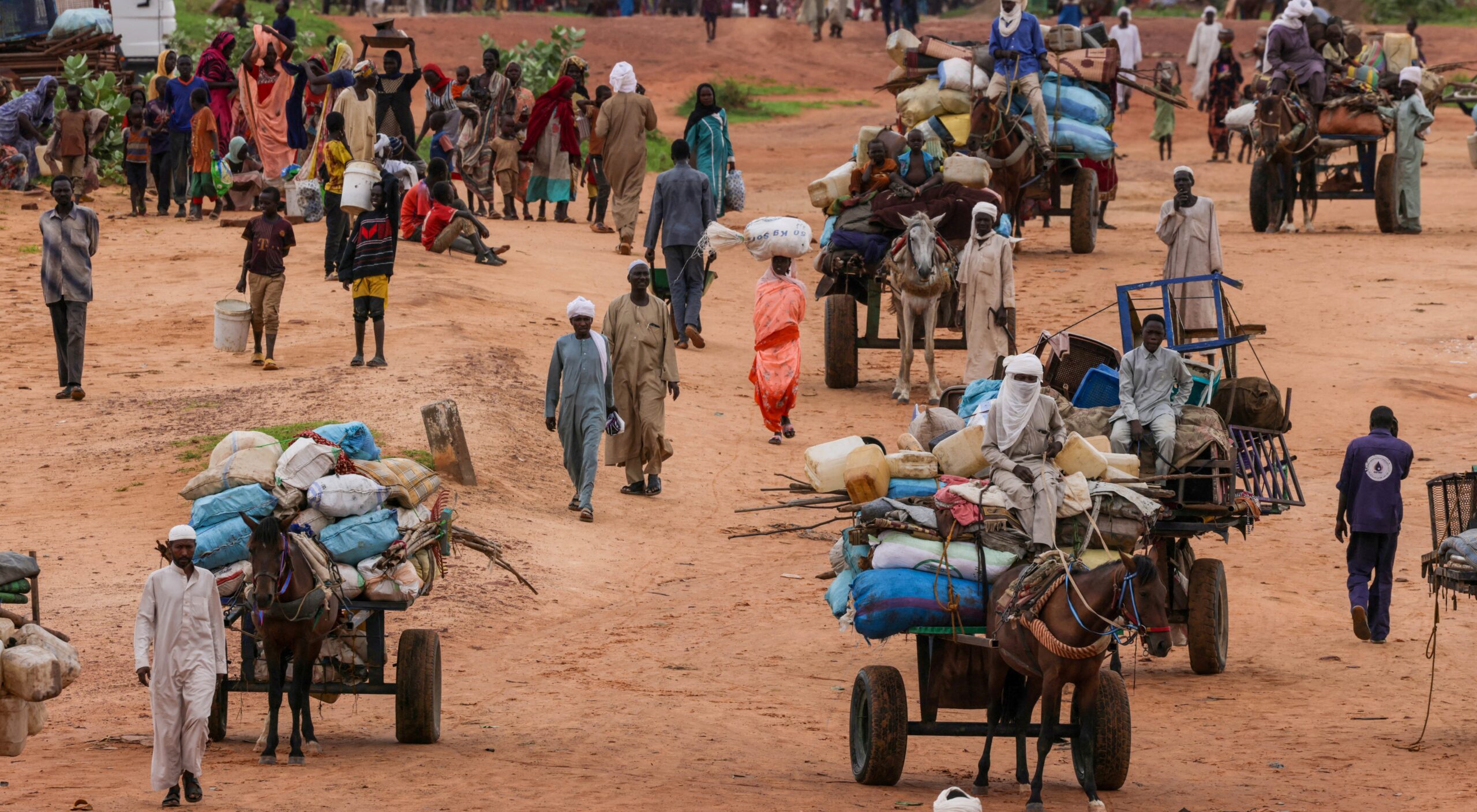 السودان يواجه أكبر أزمة نزوح داخلي في العالم مع تدهور الأوضاع الإنسانية