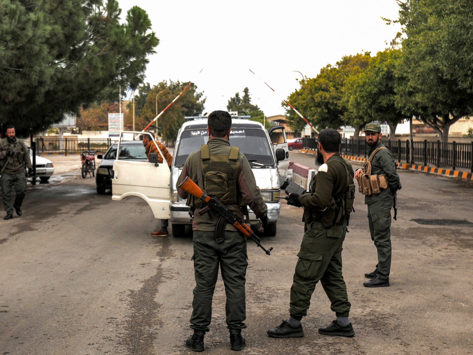 مقتل 14 من عناصر الداخلية السورية على يد فلول النظام السابق