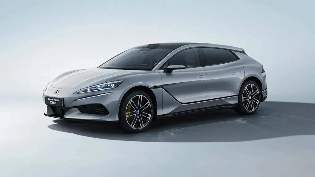 بطارية صينية مبتكرة للسيارات الكهربائية تدوم عشرات الأعوام