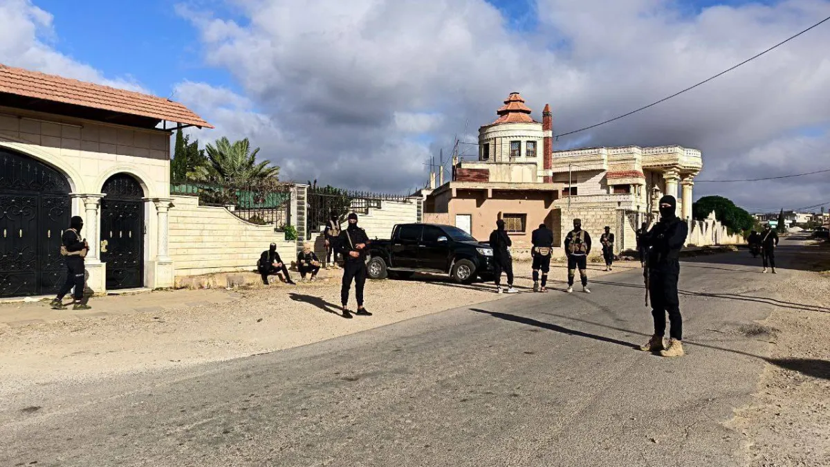 حملة أمنية في جاسم بدرعا تستهدف السلاح المنفلت ومظاهر الفوضى020 حملة أمنية في جاسم بدرعا تستهدف السلاح المنفلت ومظاهر الفوضى