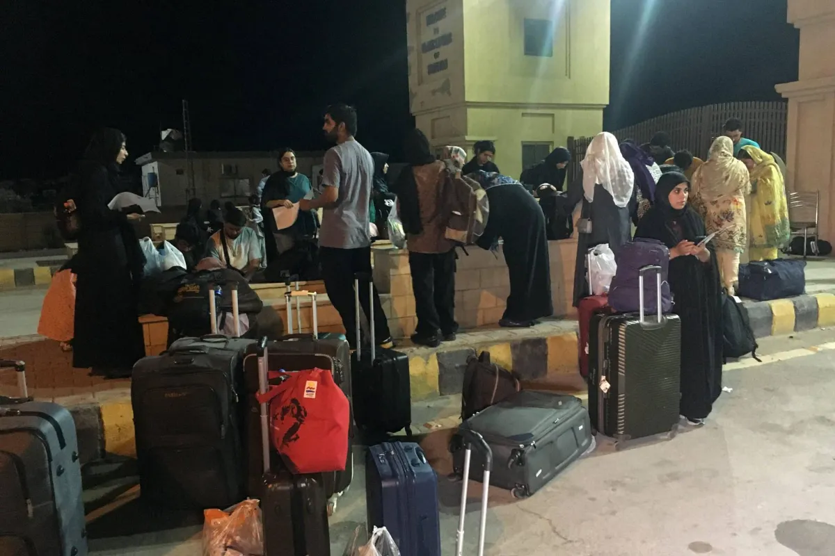عمليات إجلاء جماعية من إسرائيل وإيران وسط تصاعد المواجهة العسكرية020 عمليات إجلاء جماعية من إسرائيل وإيران وسط تصاعد المواجهة العسكرية