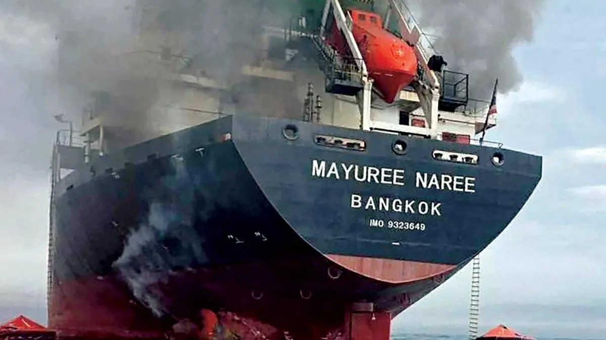 مبارزة في هرمز... وترمب يتعهد حماية الملاحة