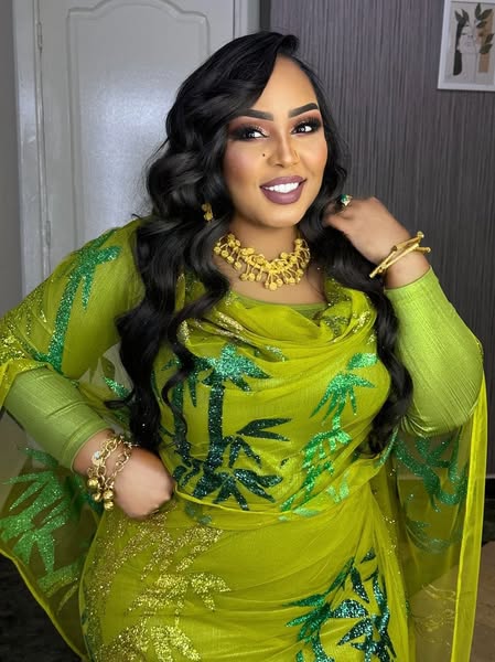 شاهد بالفيديو.. رجل سوداني يتفاعل في الرقص ويصرخ بشكل هستيري أثناء حضوره حفل للفنانة هدى عربي بالسعودية واي يا هدى وساخرون: يا عمنا شد حيلك شوية020 شاهد بالفيديو.. رجل سوداني يتفاعل في الرقص ويصرخ بشكل هستيري أثناء حضوره حفل للفنانة هدى عربي بالسعودية واي يا هدى وساخرون: يا عمنا شد حيلك شوية