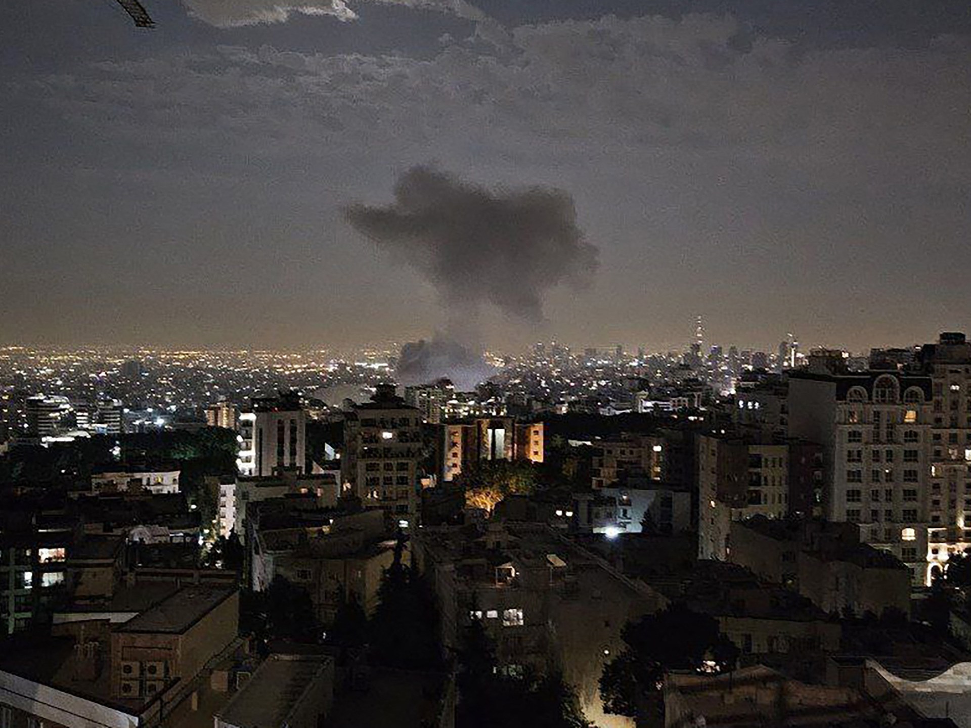 7 أسئلة لفهم خلفيات الهجوم الإسرائيلي على إيران