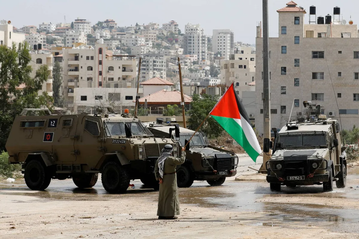 ماكرون: فرنسا تؤيد حل الدولتين لإنهاء الصراع الإسرائيلي الفلسطيني020 ماكرون: فرنسا تؤيد حل الدولتين لإنهاء الصراع الإسرائيلي الفلسطيني