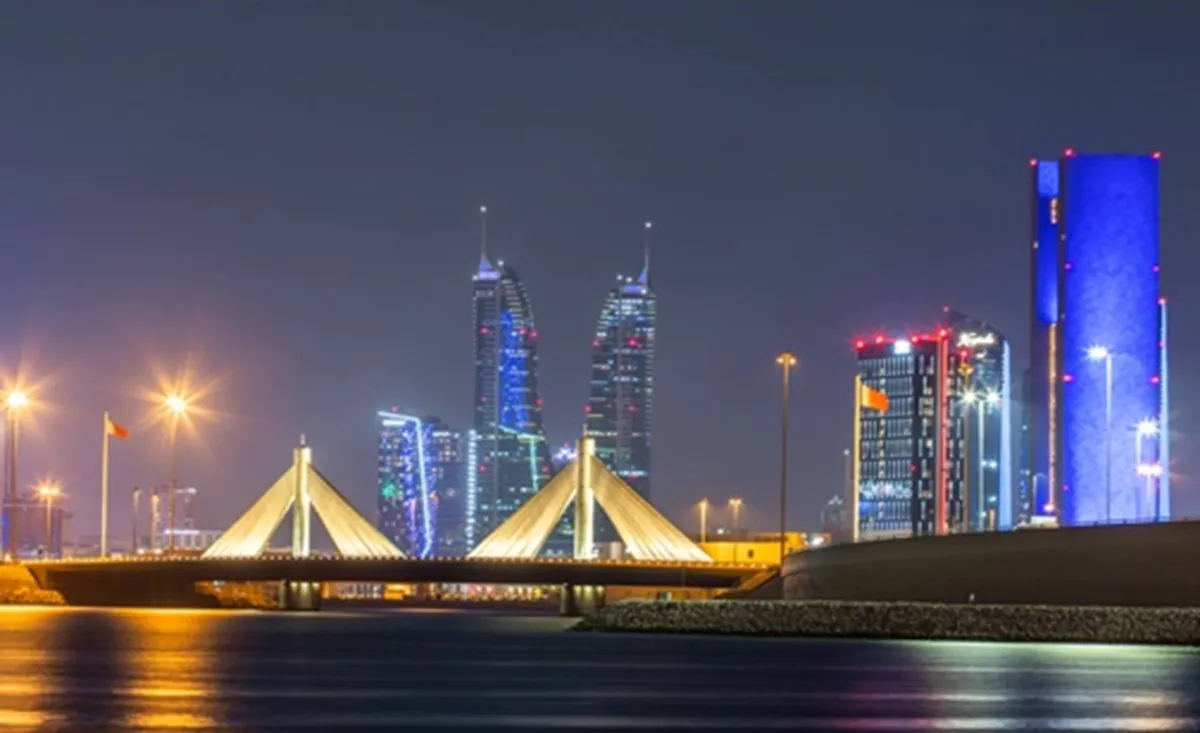 البحرين: استهداف إيراني لفندقين ومبنى سكني في المنامة